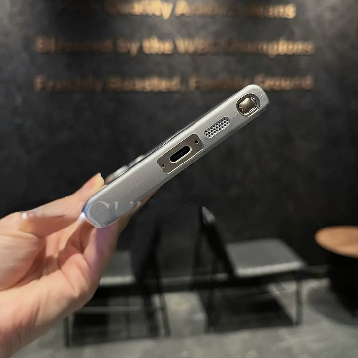 Étui de téléphone magnétique mat sans cadre et anti-rayures